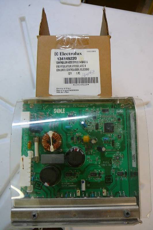 lot 201 image: Controller ASSY Frigidaire