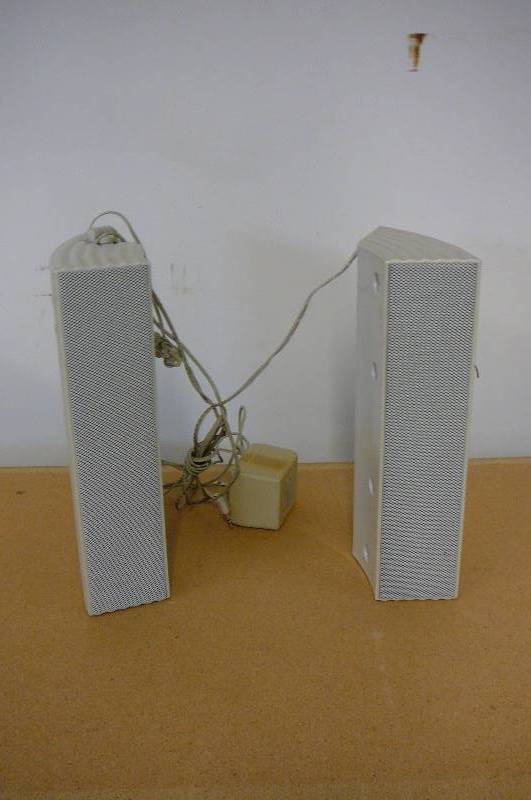 lot 269 image: Computer Speakers