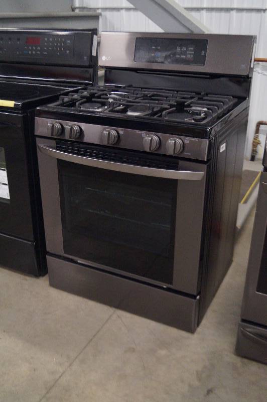lot 5 image: LG Gas Oven