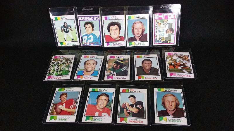 lot 40 image: Group of Old Football Stars