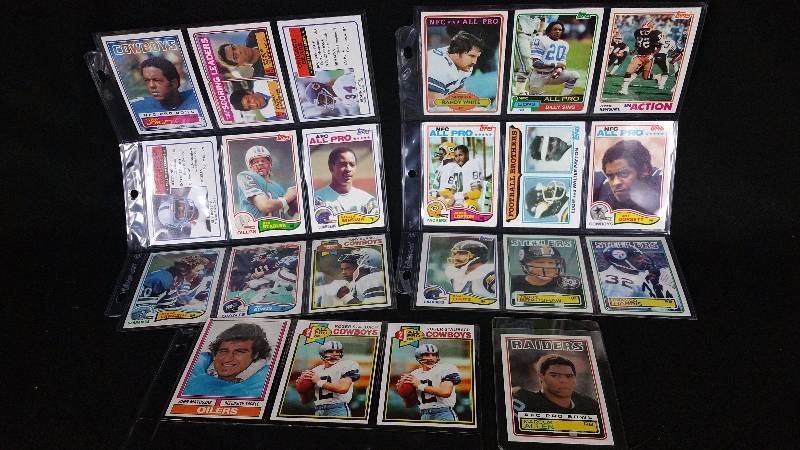 lot 50 image: Vintage Topps Football Stars & Rookie Cards