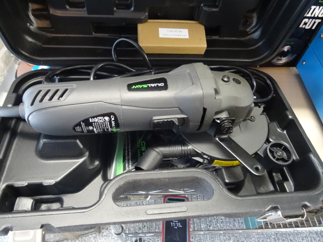 lot 11 image: Dual saw CS450DIY New In Box