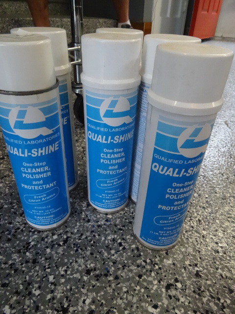 lot 17 image: Quali Shine One Step Cleaner Polisher