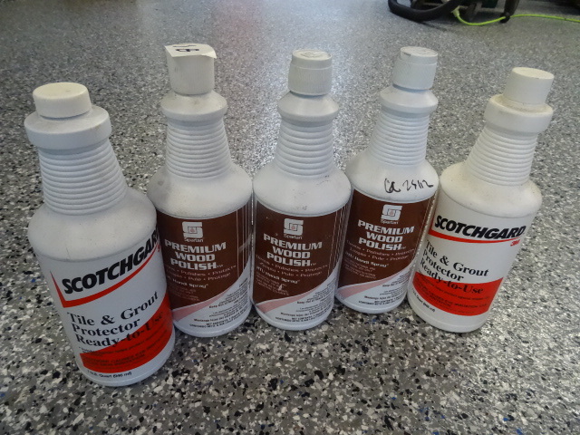 lot 18 image: 3 Qts. Of Premium Wood Polish.