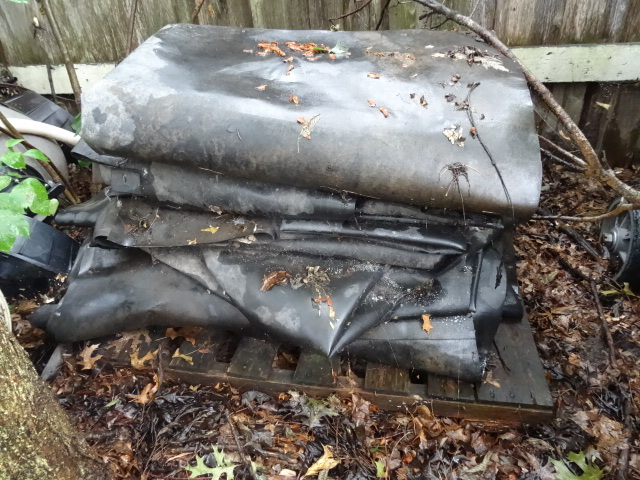 lot 40 image: Pallet Of Epdm Scraps