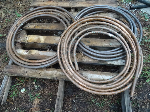 lot 61 image: 34 Copper Tubing 3 Coils