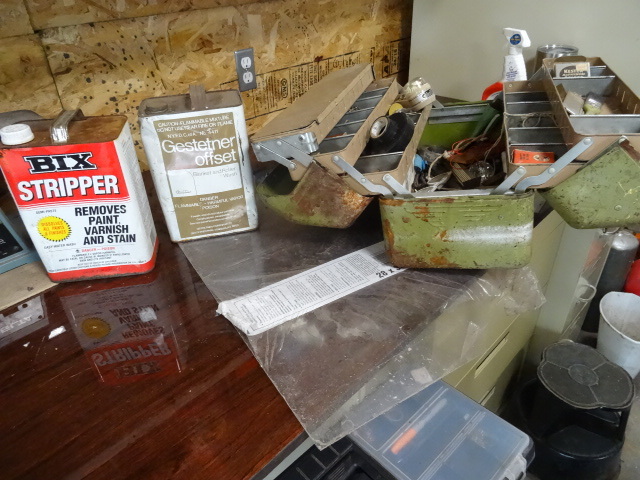 lot 81 image: Gestetner Offset Blanket And Roller Wash,