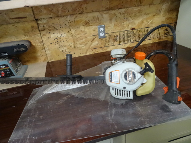 lot 103 image: Echo HC 2400 Hedge Trimmer Untested