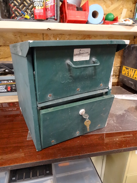 lot 107 image: Salisbury Locking Mail Box,