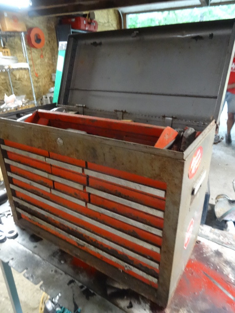 lot 112 image: Craftsman 12 Drawer Tool Box.