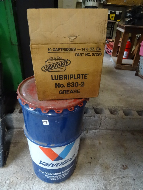 lot 119 image: 10 Lubri Plate Grease Gun Cartridges,