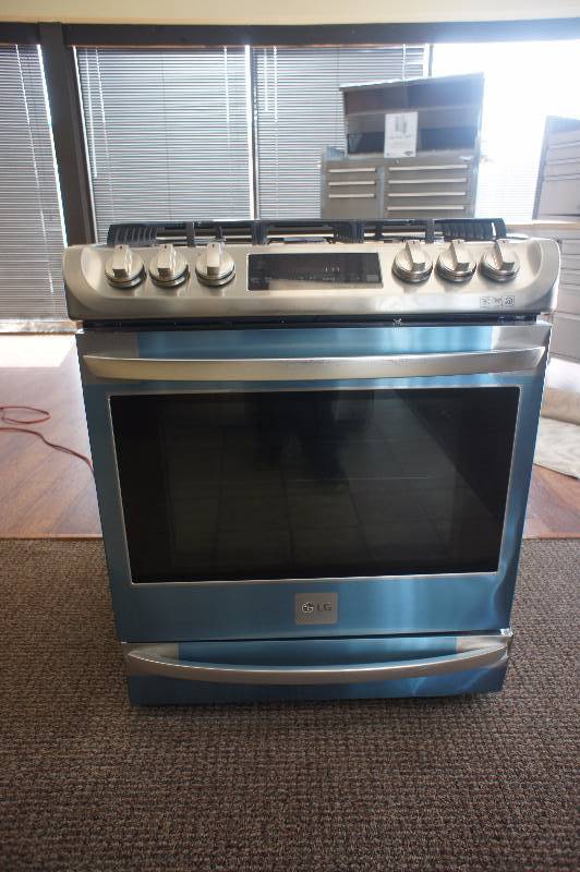 lot 6 image: New - Scratch & Dent LG Model # (LSG4513ST) - 6.3 cu. ft. Gas Slide-In Range w ProBake Convection & EasyClean  Stainless Steel - Tested Works - MSRP $ 2299.99
