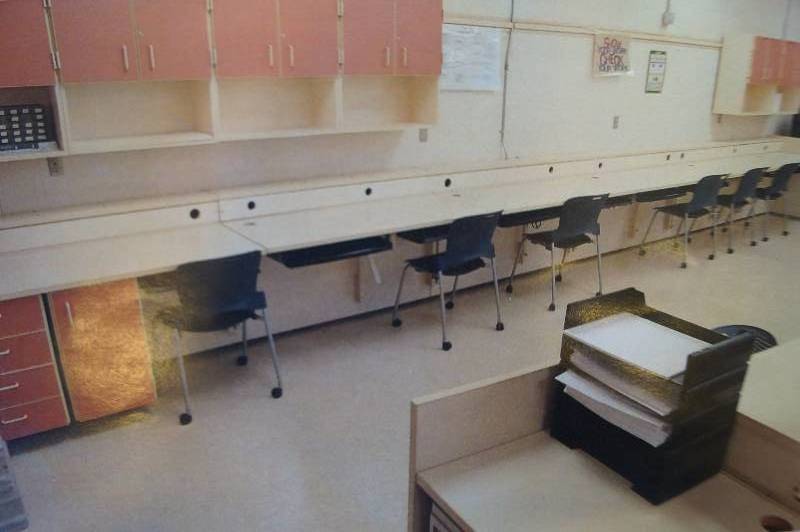 Computer Lab Desks & Cabinets