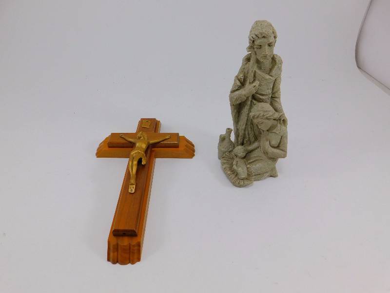lot 20 image: Religious Stone Statue and Last Rites Cross