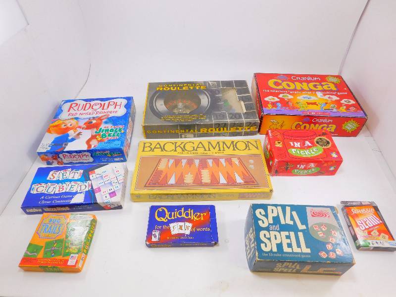 lot 39 image: Lot of Games