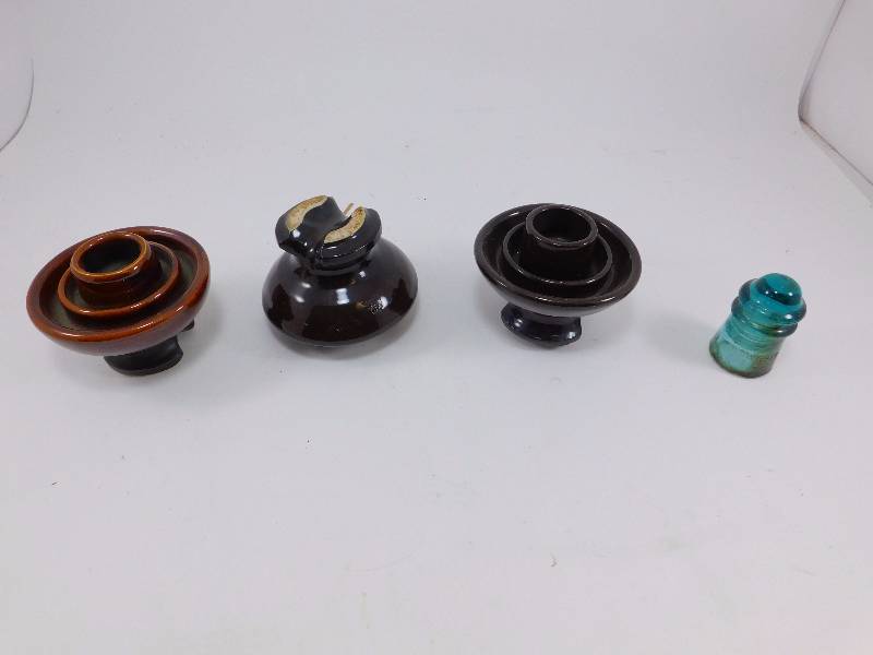 lot 40 image: Lot of Vintage Ceramic and Glass Electrical Insulators