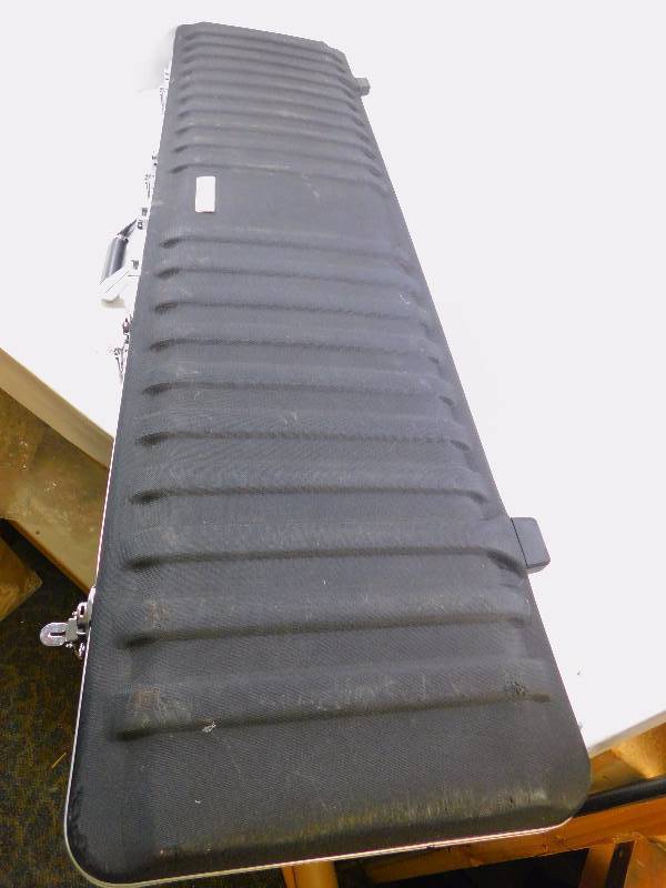 lot 55 image: Hard Gun Case