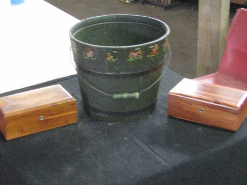 Wood Herring Bucket