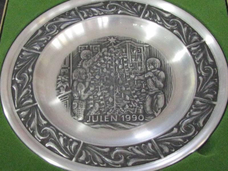 1990 Norwegian Pewter Plate