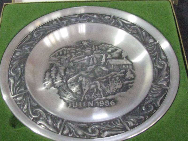 1986 Norwegian Pewter Plate