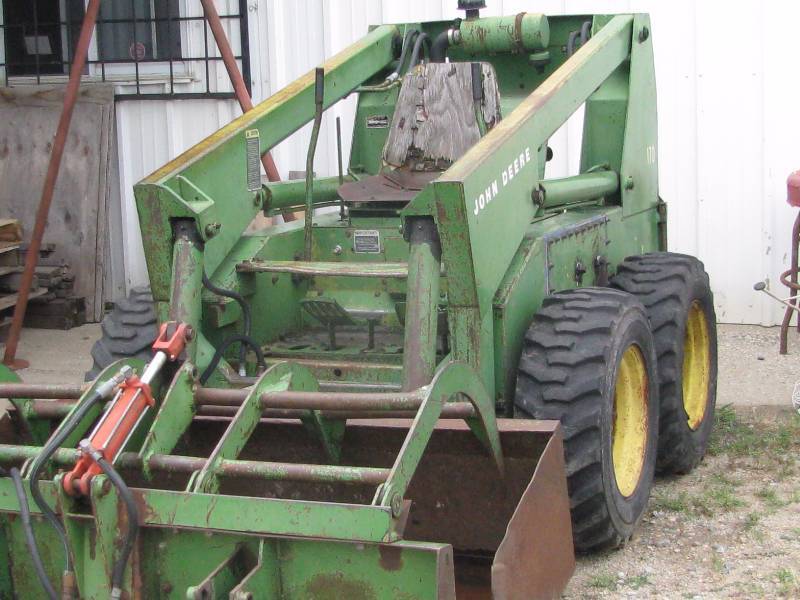 John Deere 170 Skid Stir