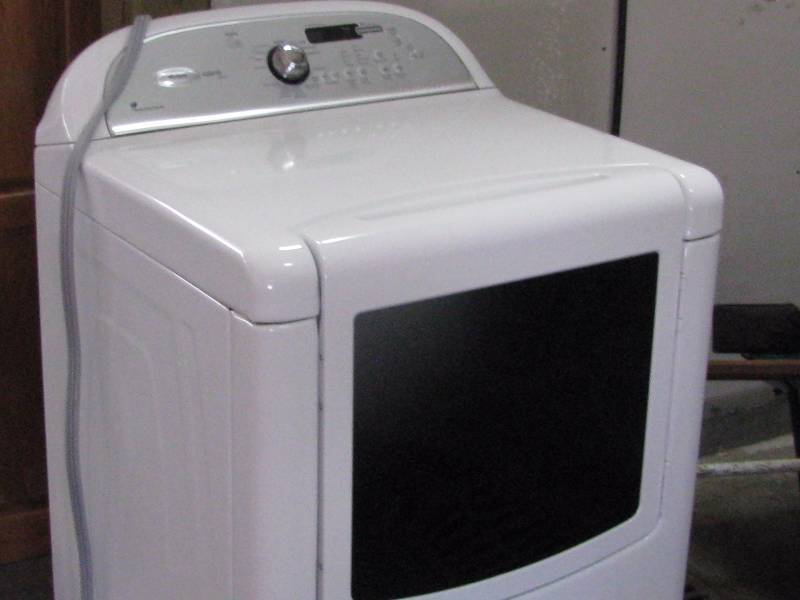 Whirlpool Elec. Dryer wSteam