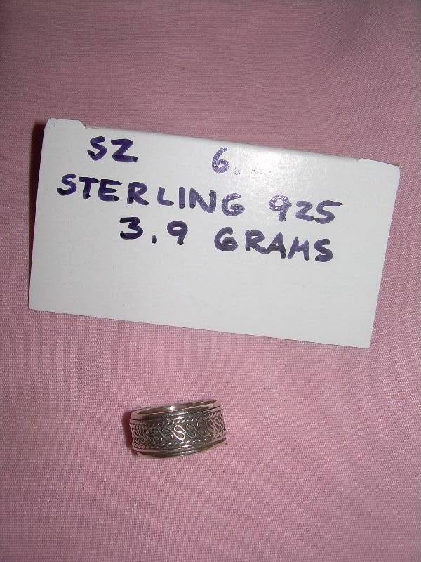 STERLING SILVER RING