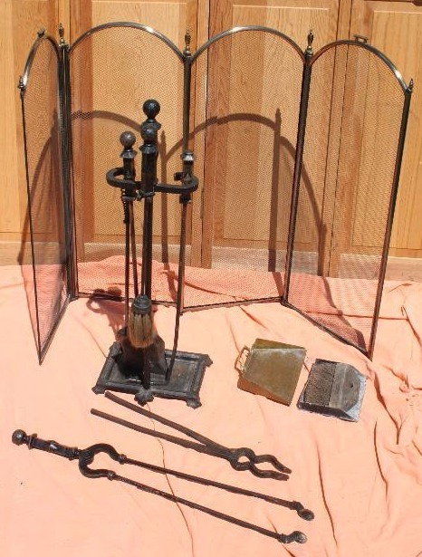 lot 66 image: Fireplace Accessories