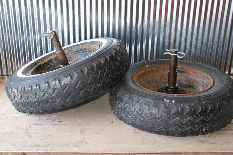 lot 70 image: Dock Tires