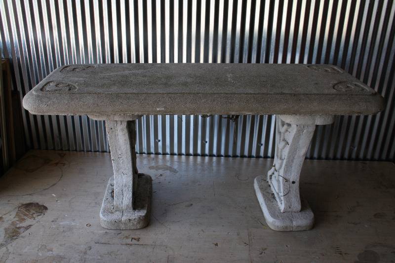 lot 72 image: Stone Bench