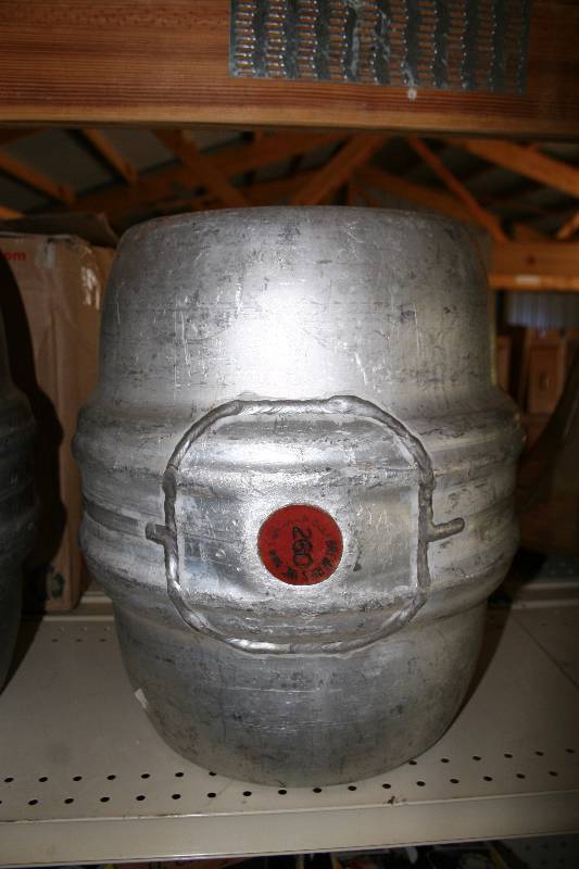 lot 118 image: Beer Keg