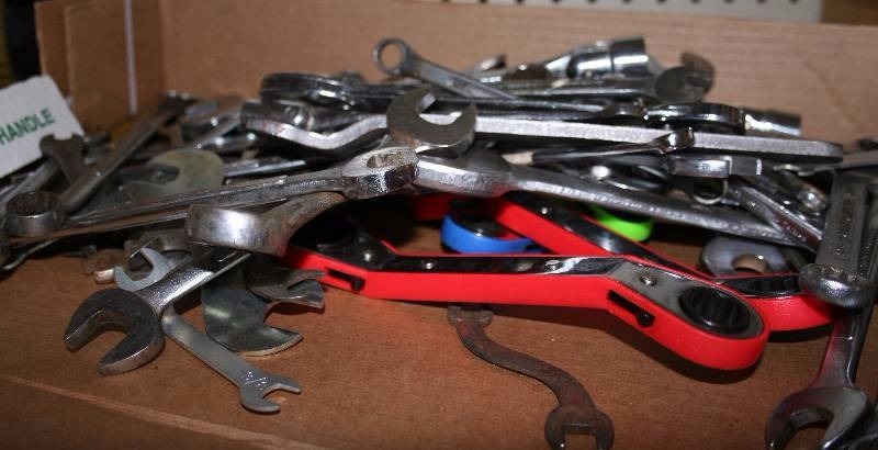lot 124 image: Wrenches