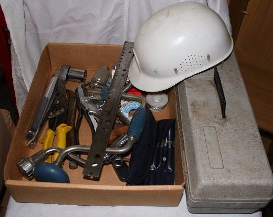 lot 125 image: Assorted Hand Tools