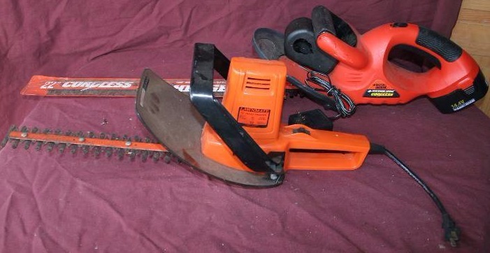 lot 164 image: Hedge Trimmers