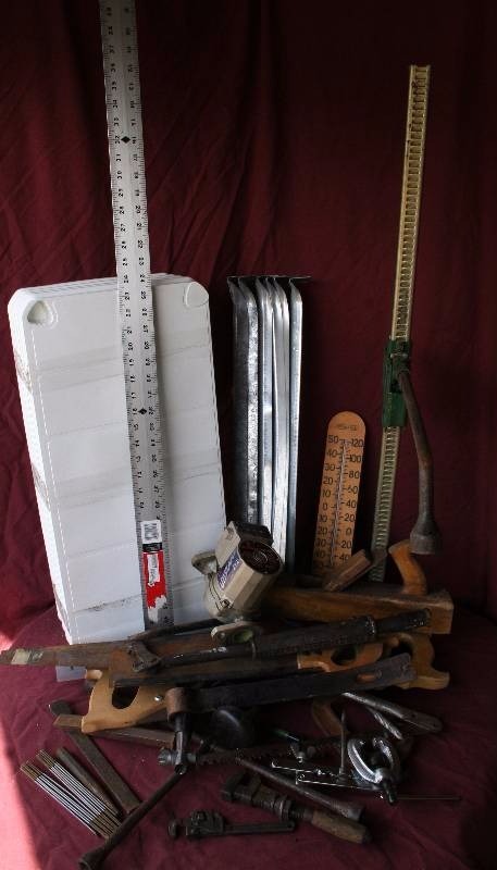 lot 168 image: Misc Garage Items