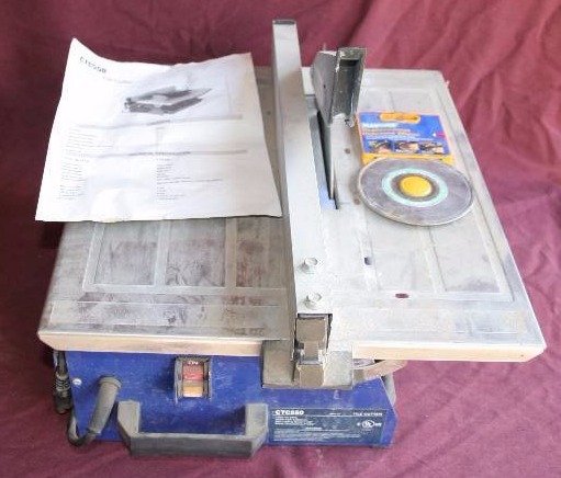 lot 222 image: Tile Saw