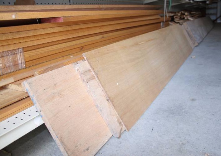 lot 227 image: Misc Lumber