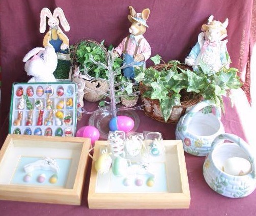 lot 254 image: Home Dcor and Easter Dcor