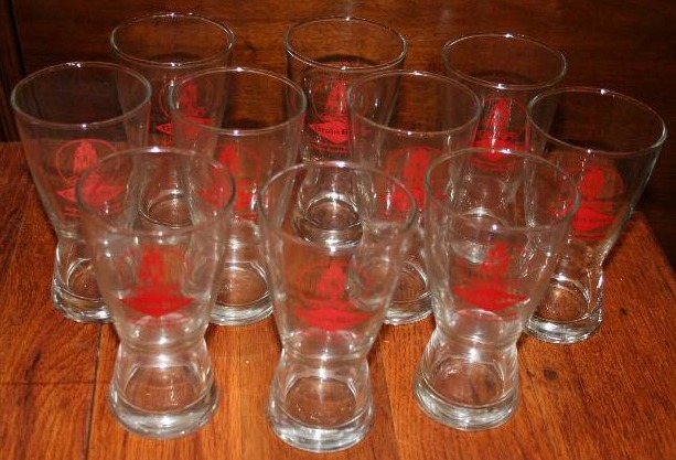 lot 259 image: Grain Belt Beer Glasses