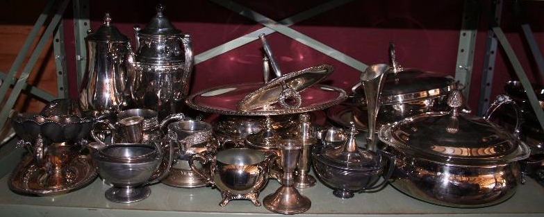 lot 262 image: Silver Dishes