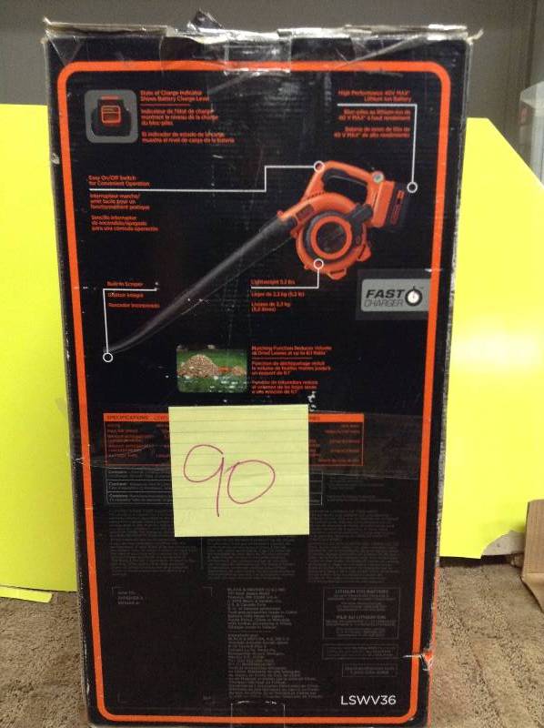 lot 90 image: Black and Decker 20V Blower