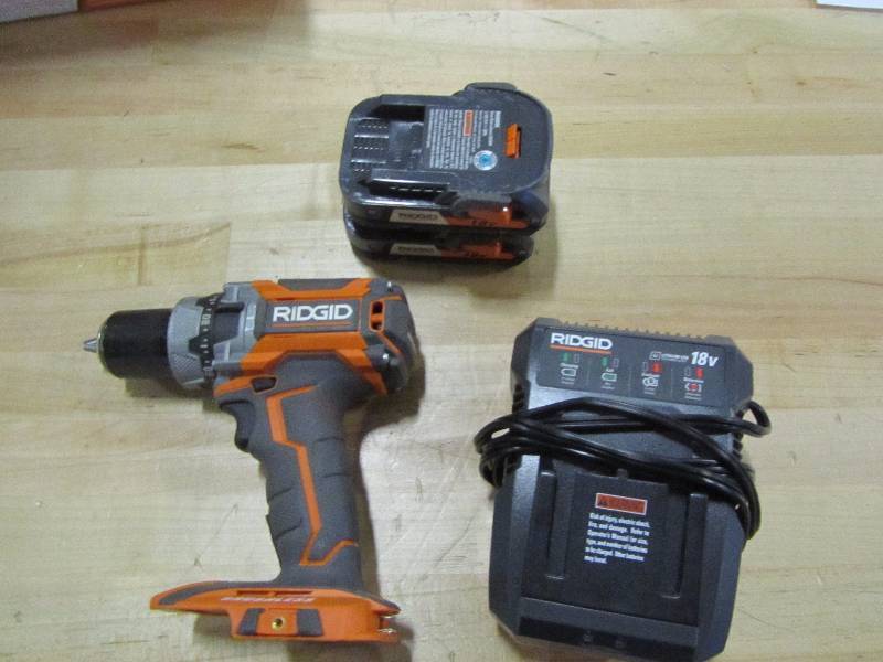 lot 9 image: RIDGID 18-Volt Lithium-Ion 12 in. Cordless Brushless Compact Hammer Drill Kit
