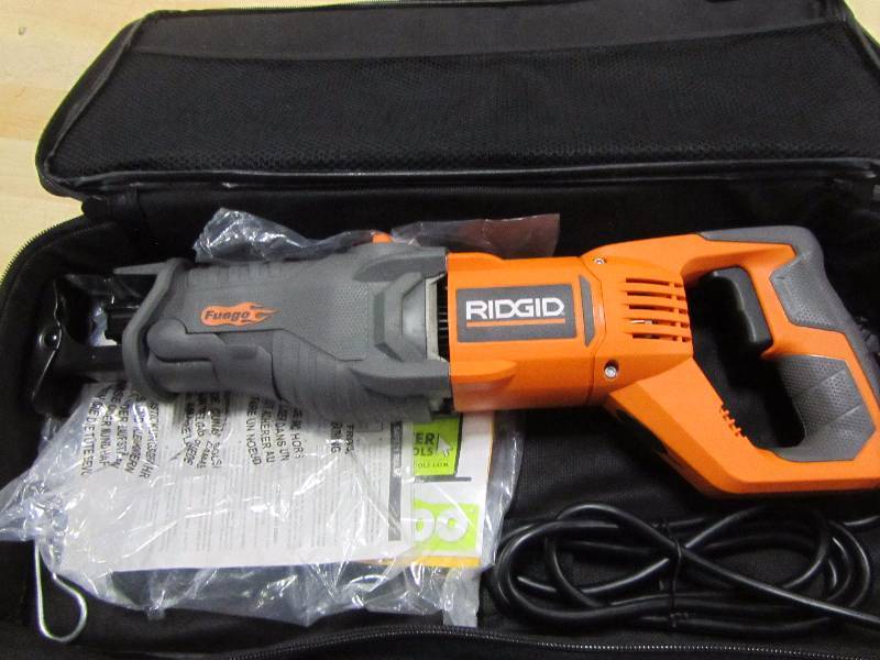lot 10 image: RIDGID Fuego 10-Amp Orbital Reciprocating Saw