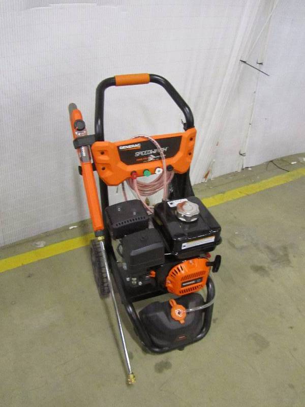 Generac 2900 psi 2.4 GPM OHV Engine Axial Cam Pump Gas Pressure Washer ...