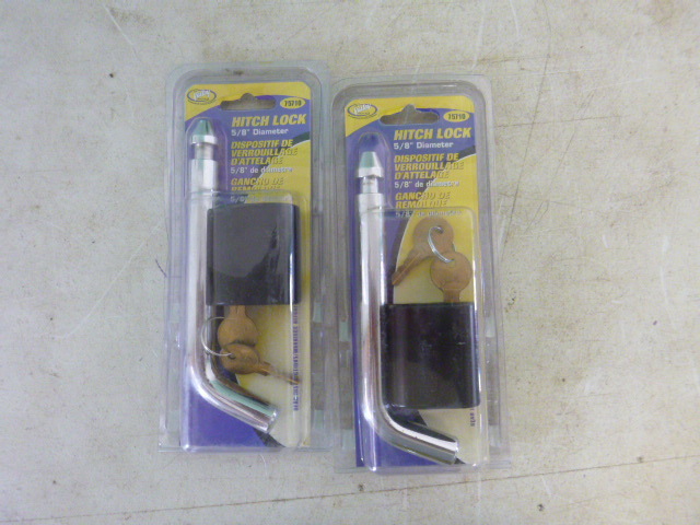 2 Valley Hitch Locks