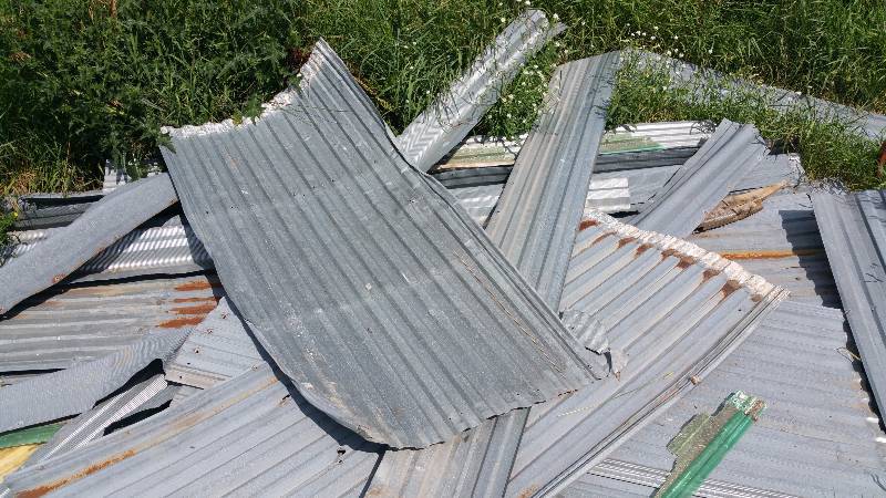 lot 22 image: Large Pile of Galvanized Steel