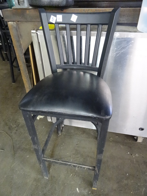 lot 5 image: Metal Framed Bar Stool