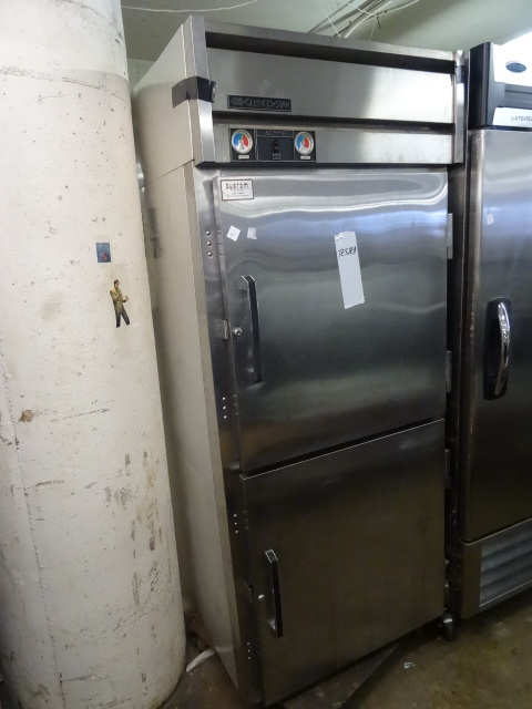 lot 8 image: Glenco Star Fridge and Freezer.