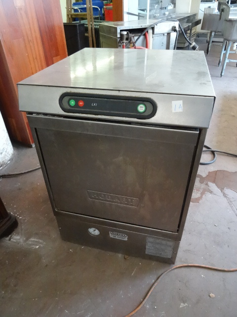 lot 19 image: Hobart Under Counter Dish Washer