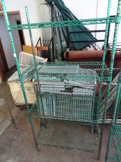 lot 31 image: Eagle 4 Tier Wire Rack NSF. 36X 18 X 74